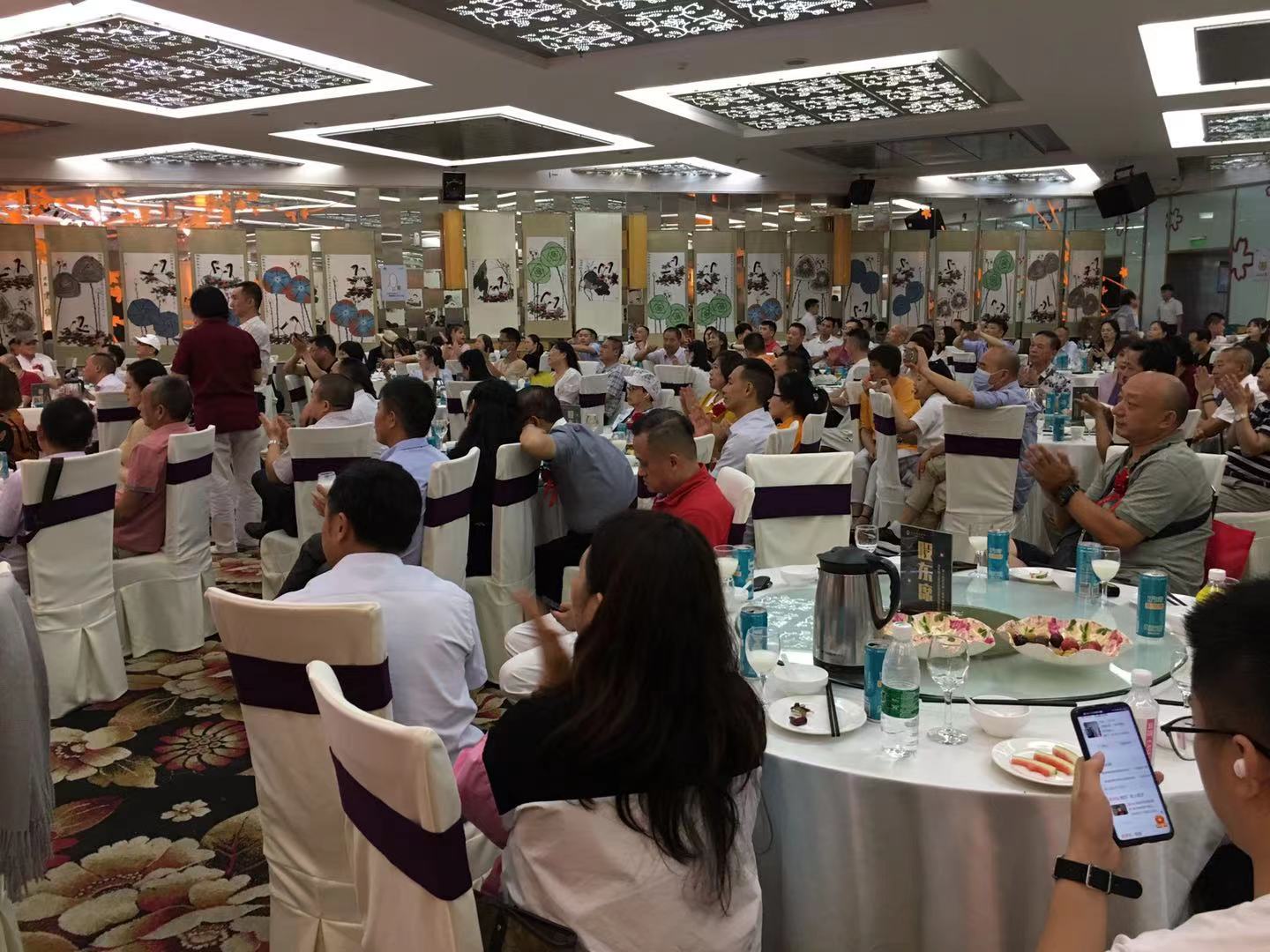 一场有意义的企业界文化界交流大会 在重庆渝都大酒店圆满召开